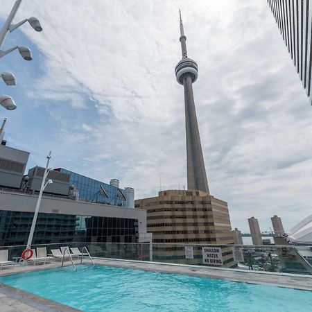 Luxury Condo On Cn Tower 多伦多 外观 照片