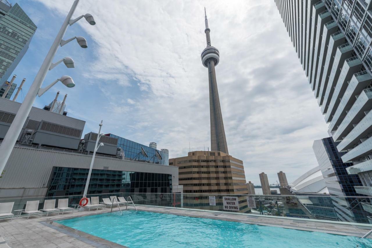 Luxury Condo On Cn Tower 多伦多 外观 照片